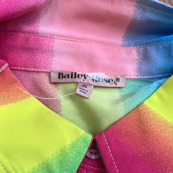 Bailey Rose Woman’s Rainbow Button Down Size XS - Picture 3 of 5